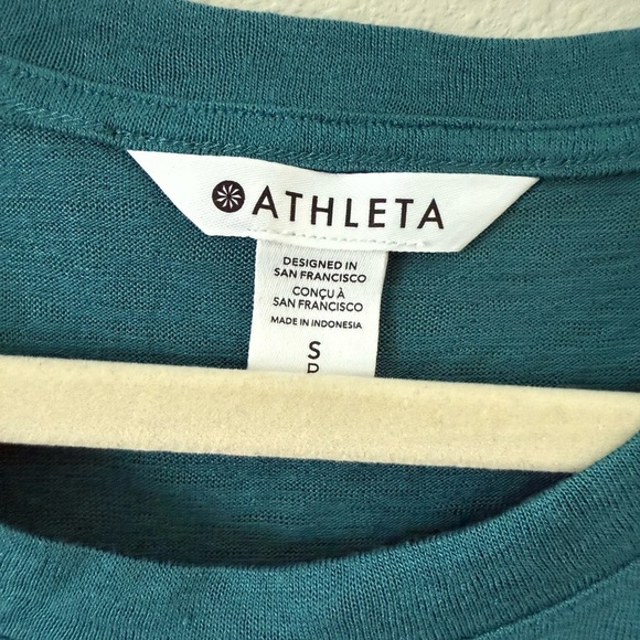 Athleta Breezy Twist Tank in Borealis Green Small - Picture 2 of 6